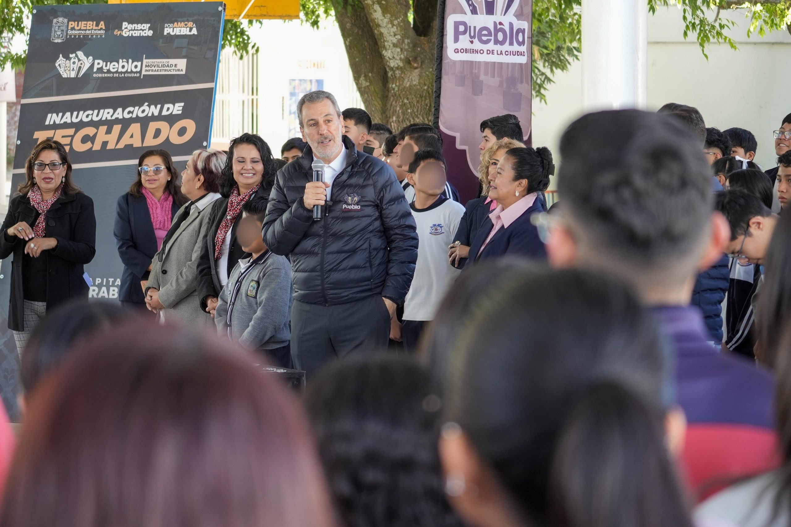Pepe Chedraui inaugura techados escolares para beneficiar a estudiantes en Puebla