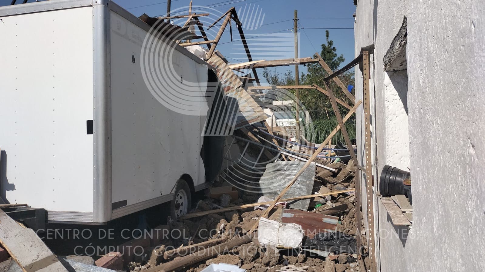 Explota polvorín clandestino en Tlaxcala; hay un muerto y dos heridos