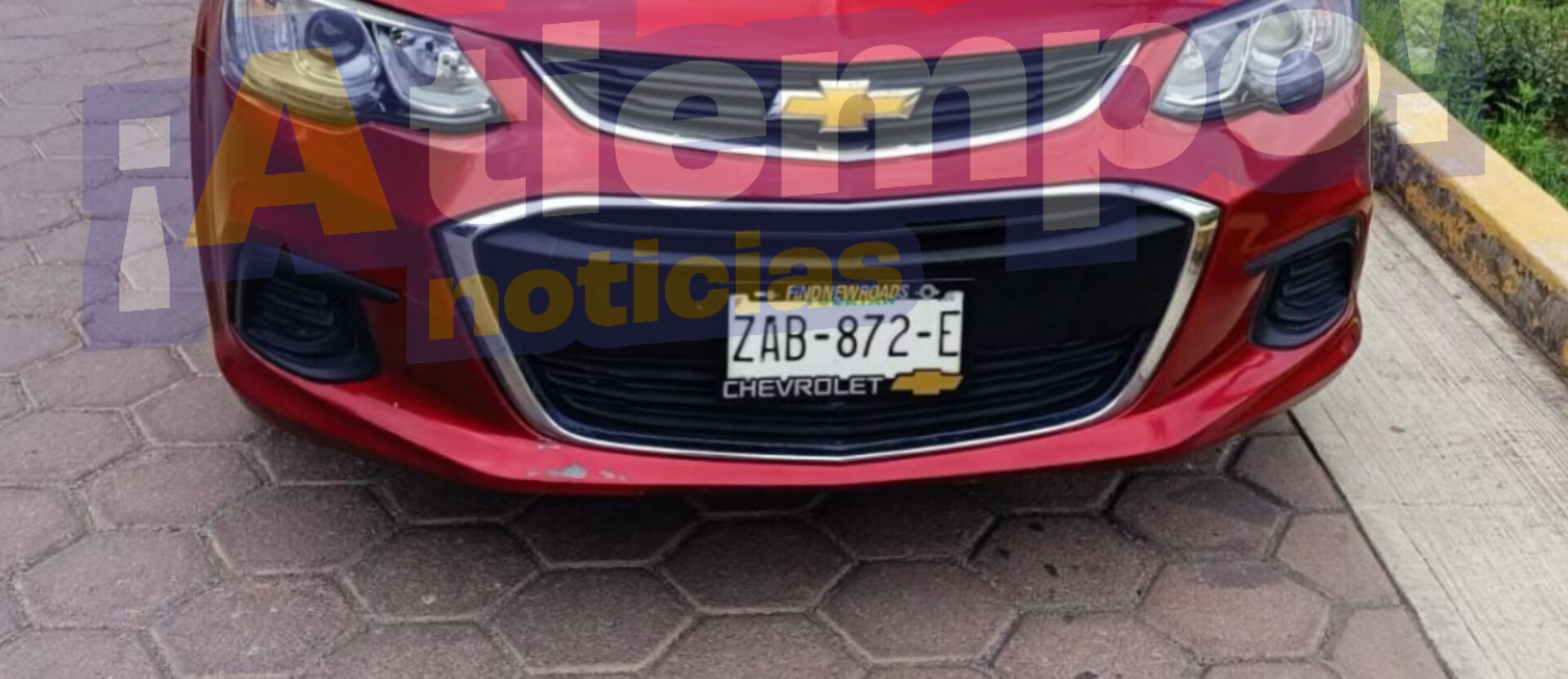 Familia sufre robo de vehículo en La María