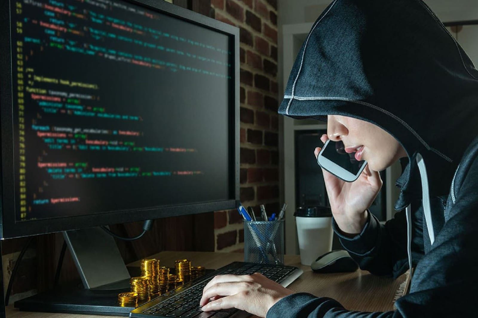 ¡Cuidado! Clonan tu voz con IA para cometer fraude; Así puedes prevenirlo