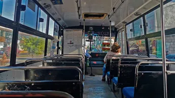 Se hacen pasar por pasajeros y asaltan la Ruta 76