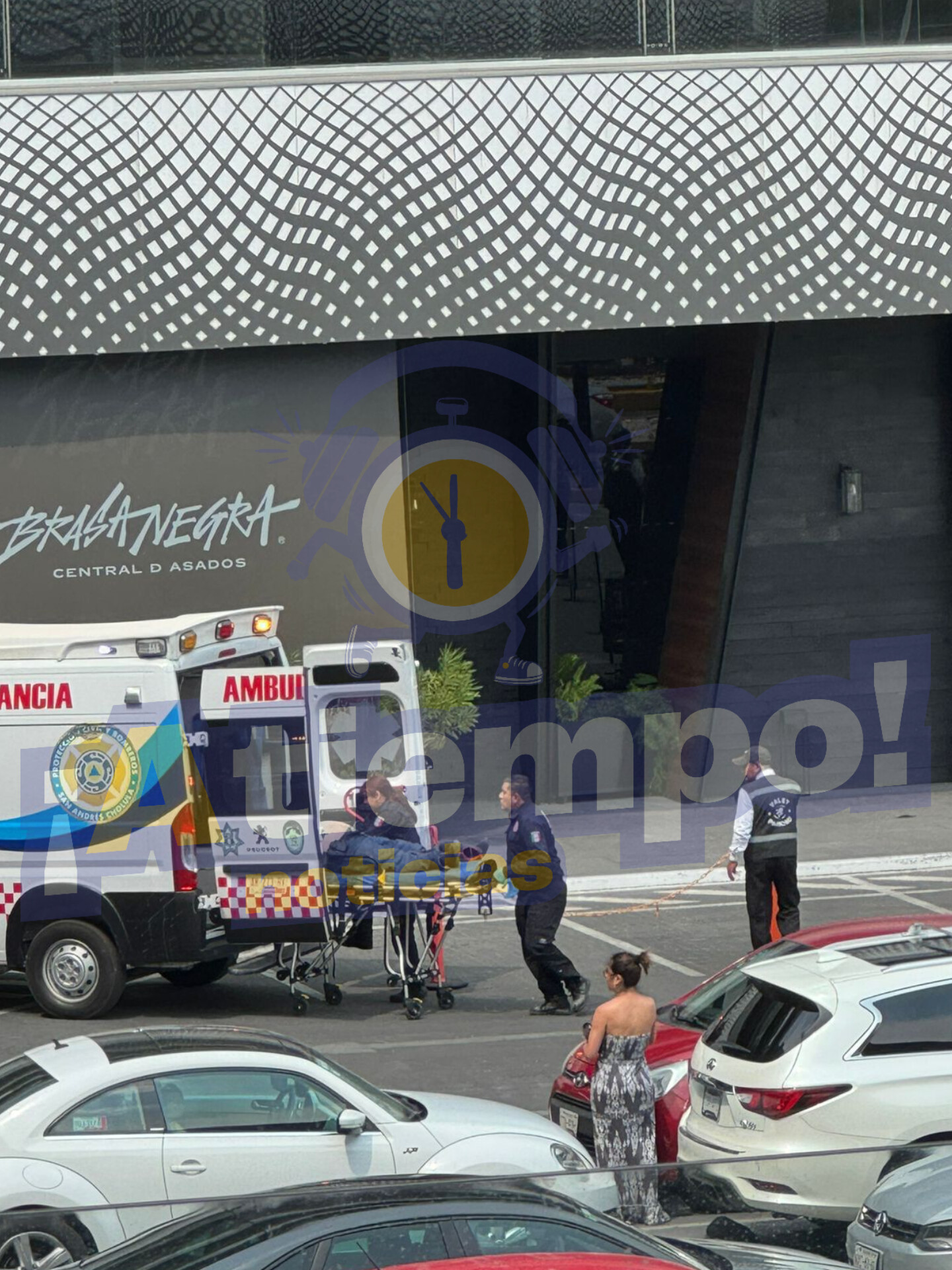 Militar en retiro resulta herido tras intento de robo en la Vía Atlixcáyotl