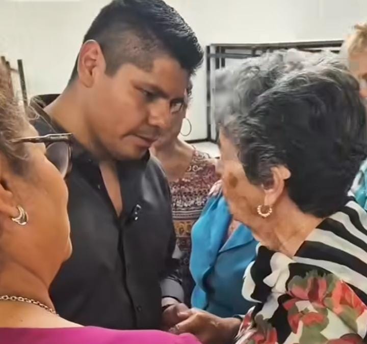 Reconocen aportes de adultos mayores en Cuautlancingo