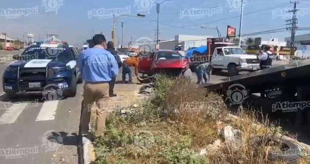 Choque en Periférico a la altura de Misiones de San Francisco