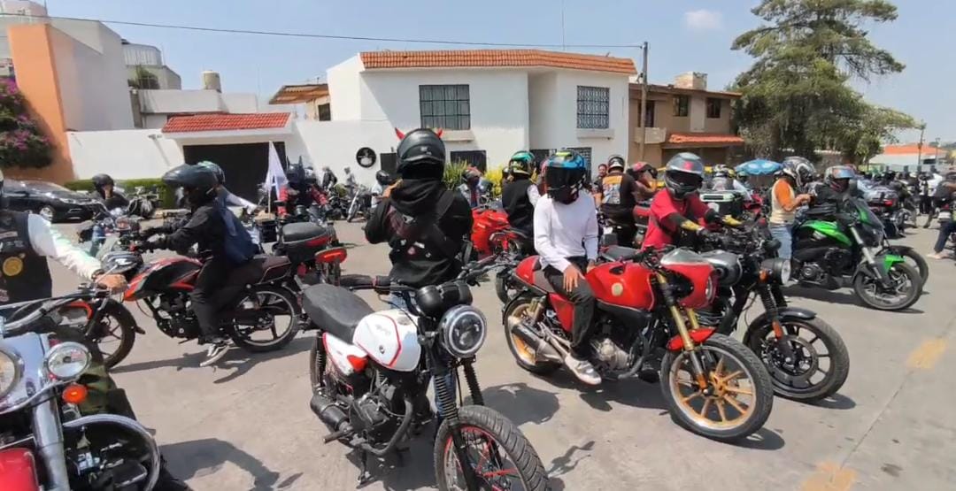 Laura Artemisa presenta iniciativa para regular la circulación motocicletas