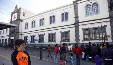 Acusan presunto desvío de recursos en secundaria “Héroes de la Reforma”