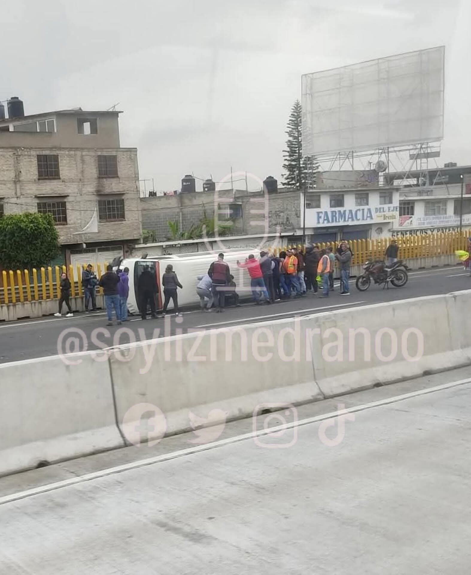 Volcadura en la autopista México–Puebla con sentido a CdMx  deja varios lesionados; difunden listado preliminar de personas lesionadas.