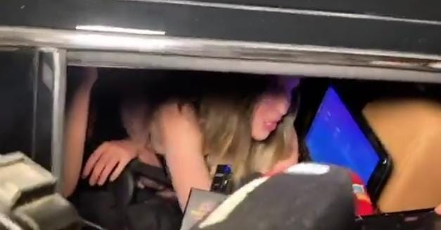 Belinda lanza “Indómita” y celebra con Danna y Kenia OS