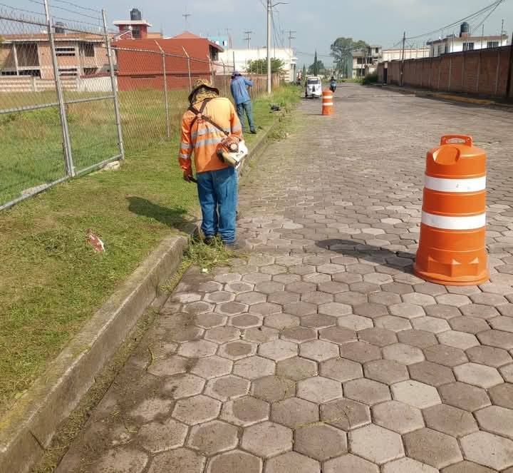 Mejoran imagen urbana en San Lorenzo Almecatla