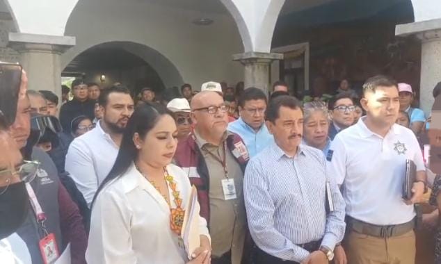 Locatarios del mercado Cosme del Razo exigen seguridad y advierten con pedir renuncia de Tonantzin Fernández