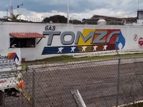 Comando armado asalta instalaciones de Gas Tomza en Amozoc.