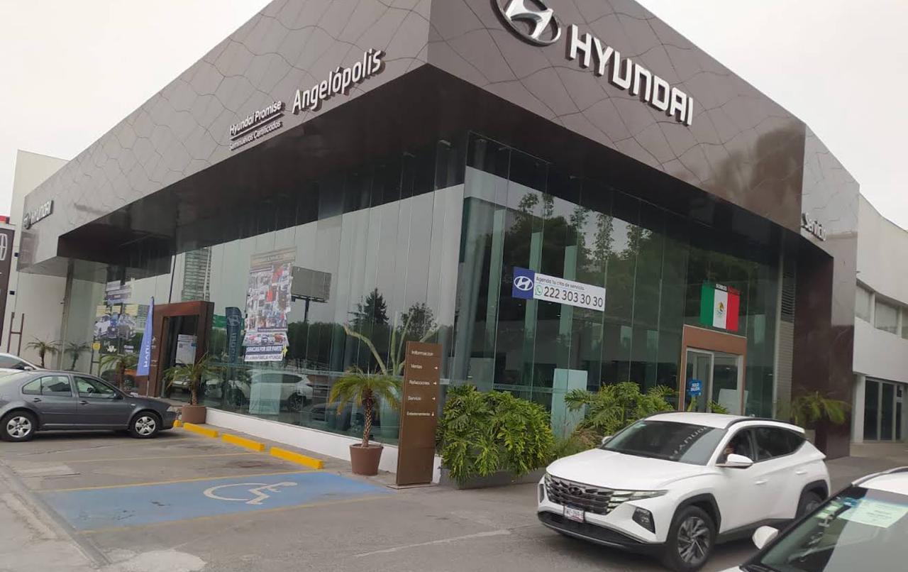 Roban equipo de cómputo y herramientas en Hyundai Angelópolis.