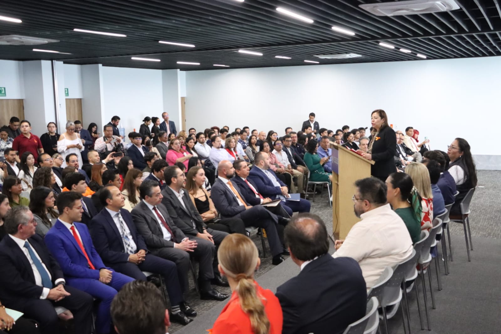 Analizan retos de la justicia digital en foro legislativo en Puebla