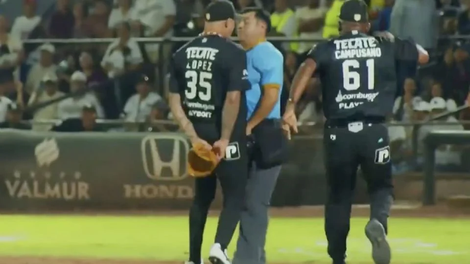 Pitcher López sancionado en playoffs