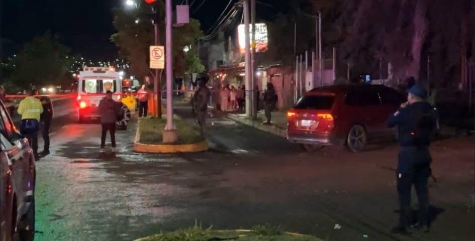Sujetos en motocicleta ejecutaron a automovilista en Tehuacán