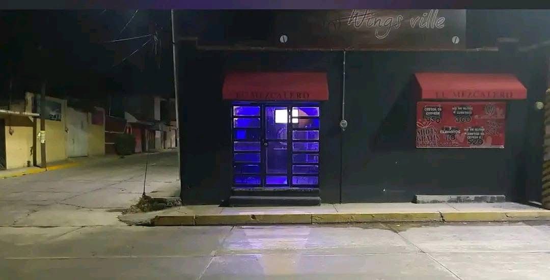 Comando armado irrumpe en bar de Texmelucan y ejecuta a comensal