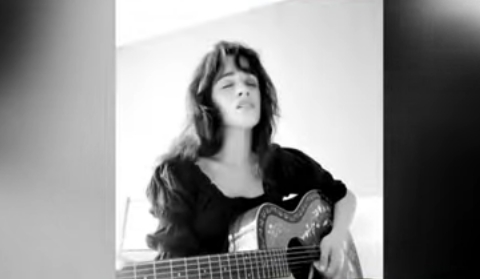 Shakira elogia a Camila Cabello por interpretar “Si te vas”