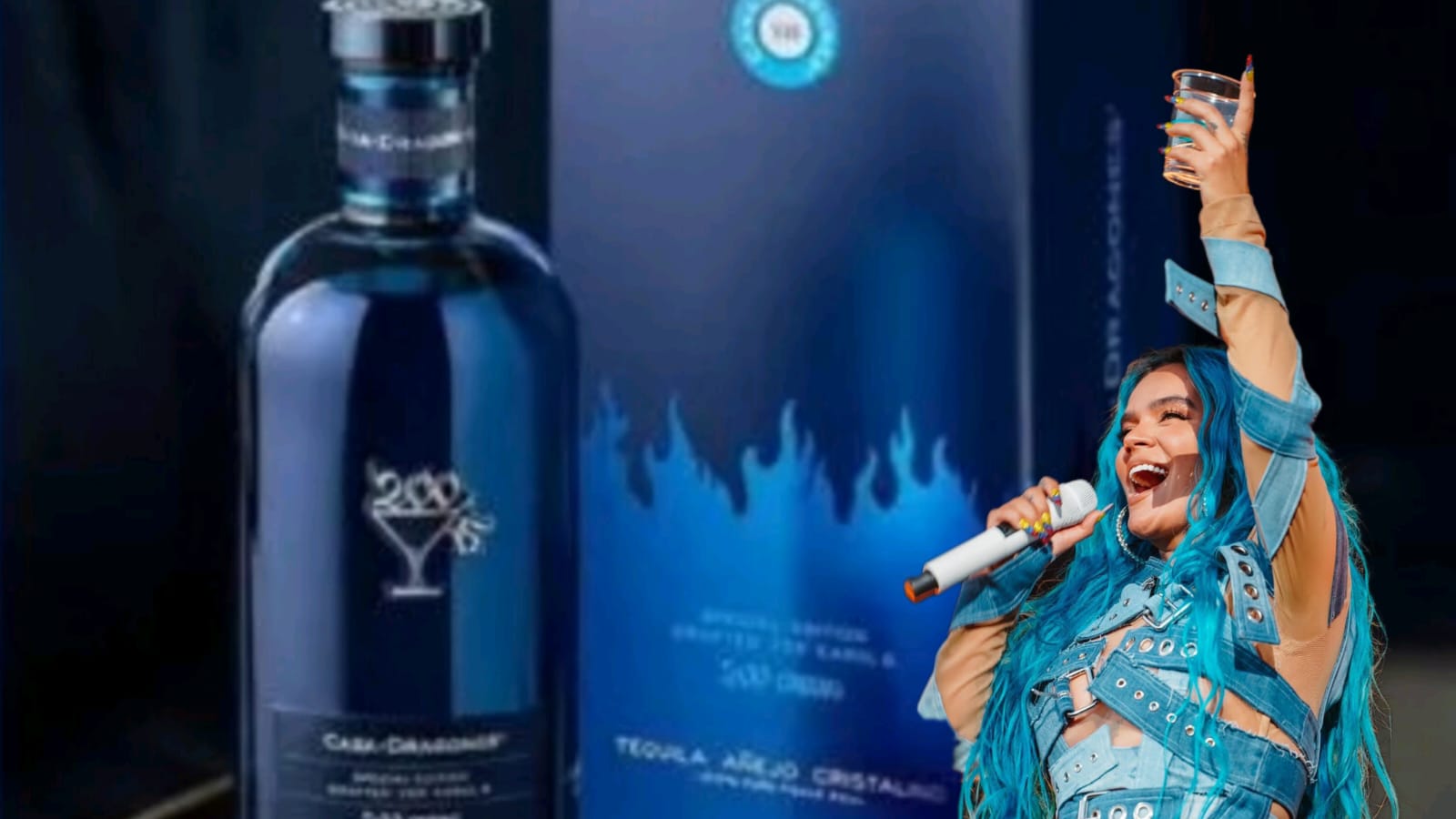 Karol G presenta tequila 200 Copas en colaboración con Casa Dragones