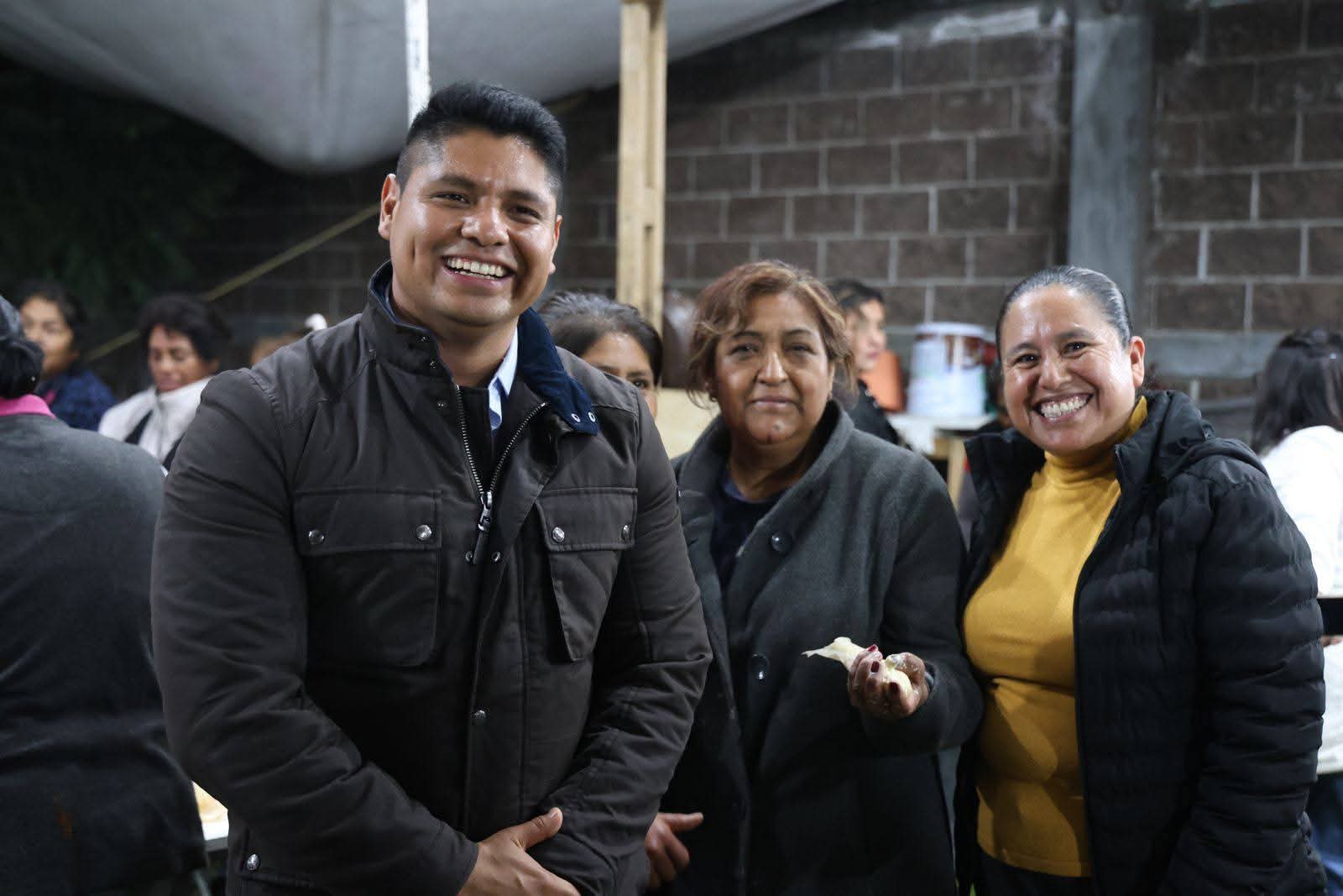 Alcalde de Cuautlancingo agradece participación en festividades de Chautenco