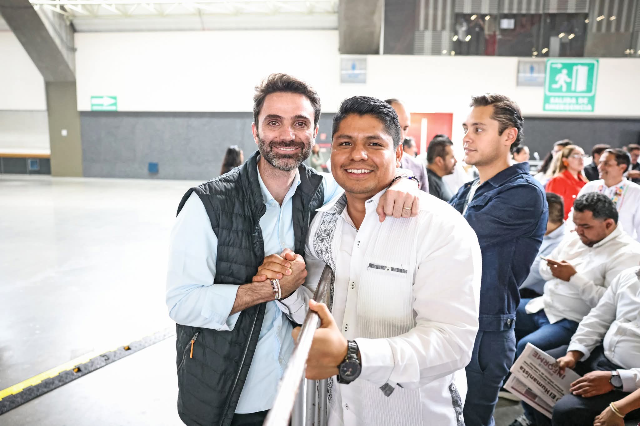 Presidente municipal Omar Muñoz acompaña a Claudia Sheinbaum durante su visita a Puebla