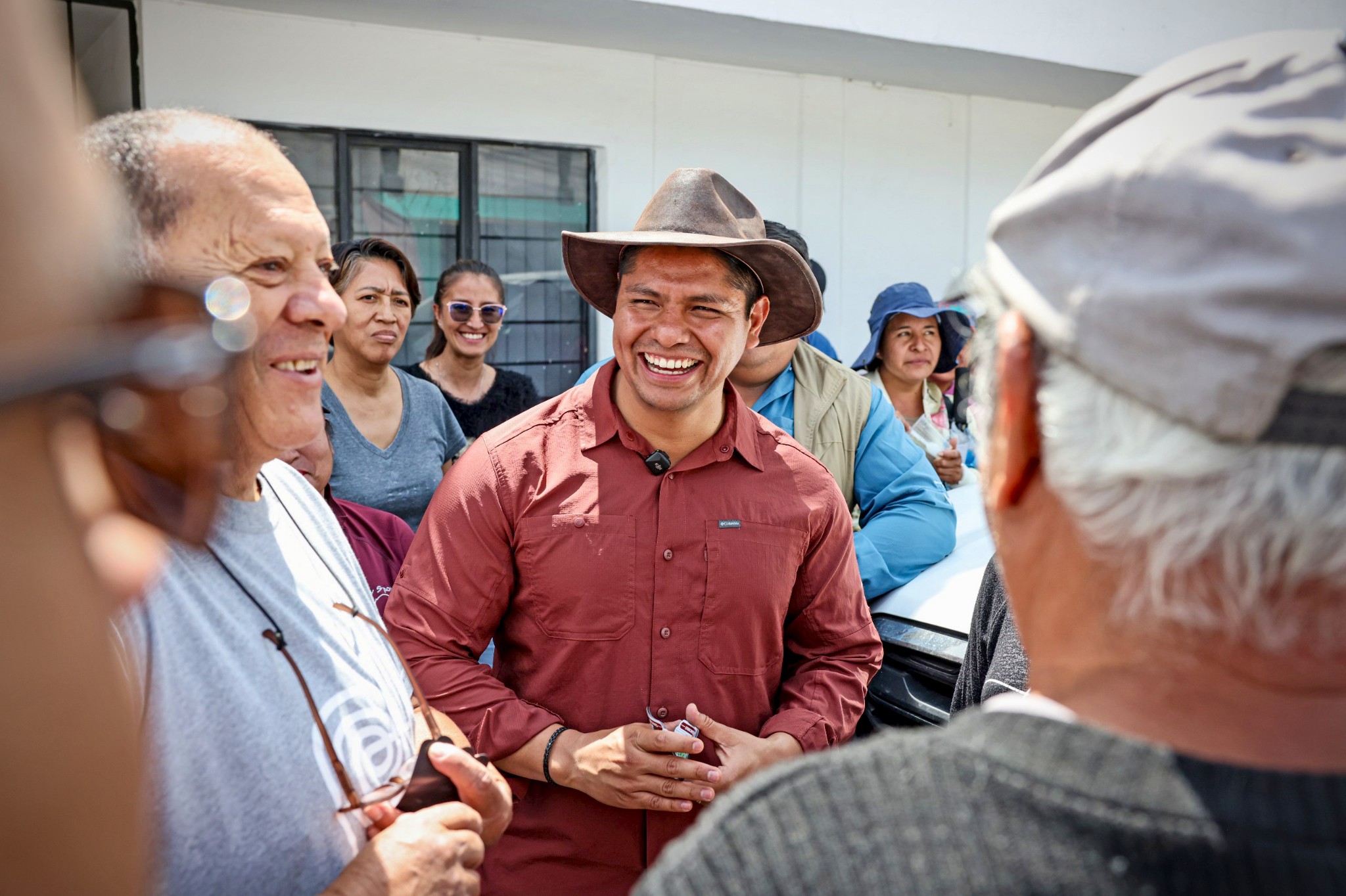 Alcalde de Cuautlancingo recorre colonia Fuertes de Guadalupe