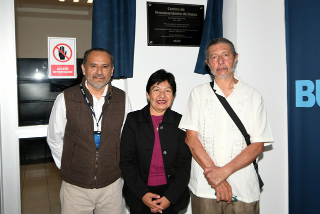 BUAP rinde homenaje al doctor Manuel Martín Ortiz