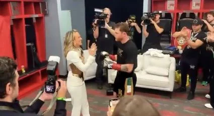 Fey felicita al ‘Canelo’ pese a derrota y entona Himno en vestidor