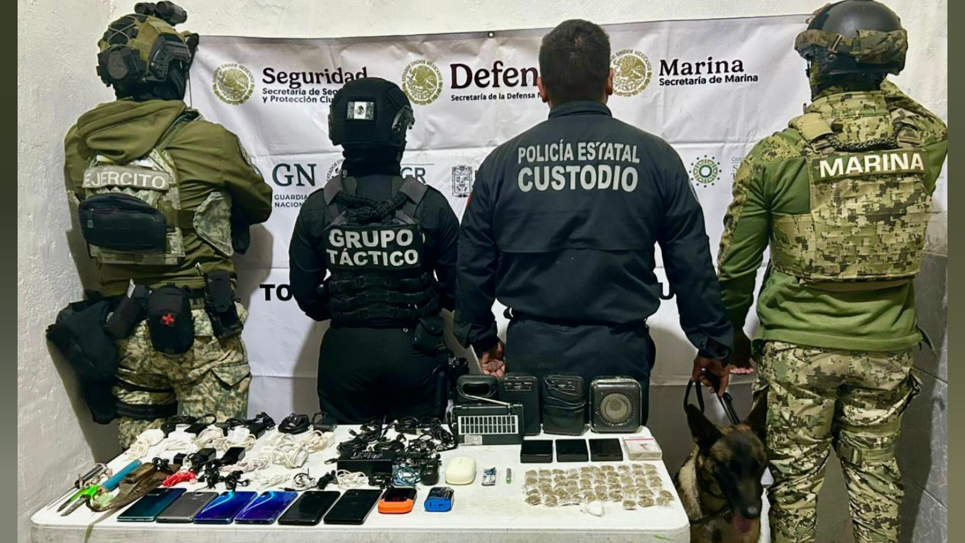Aseguran droga y objetos prohibidos en penal de Huejotzingo durante operativo