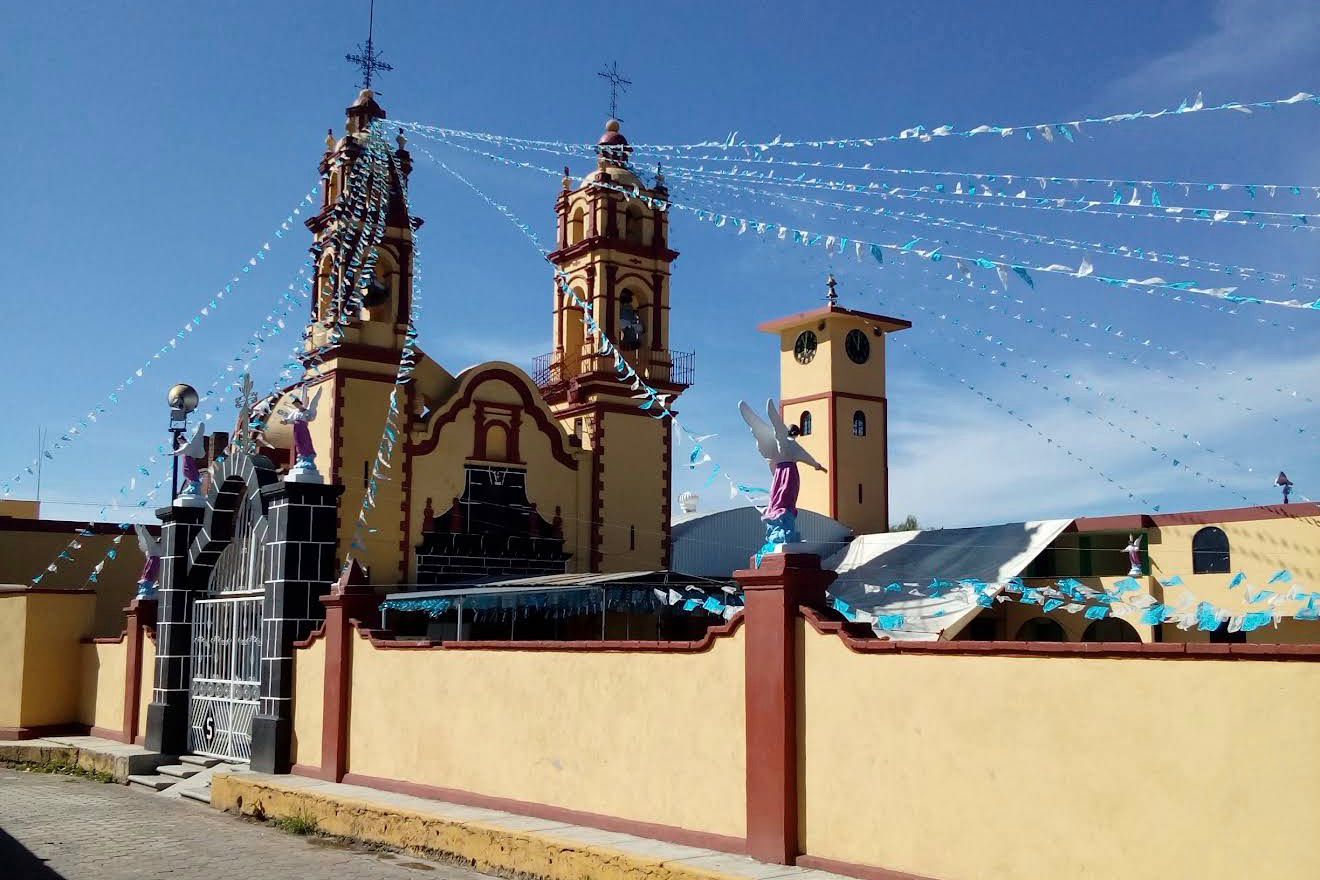 Detienen a sujeto que se metió a robar en la iglesia de Cuachayotla