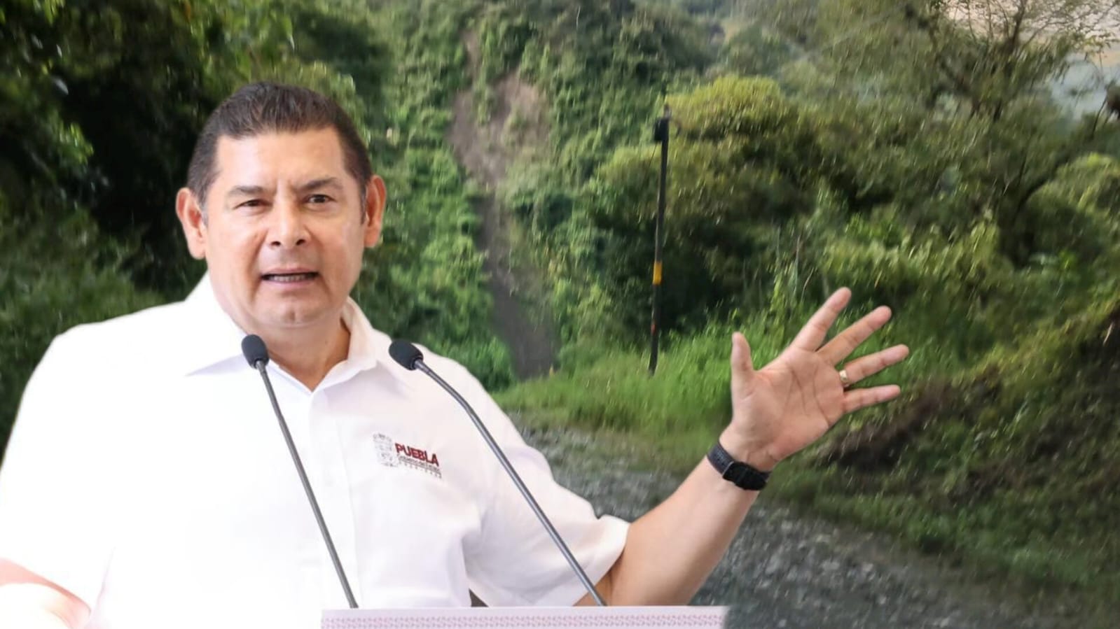 Alejandro Armenta se traslada a Huauchinango para supervisar atención a familias afectadas