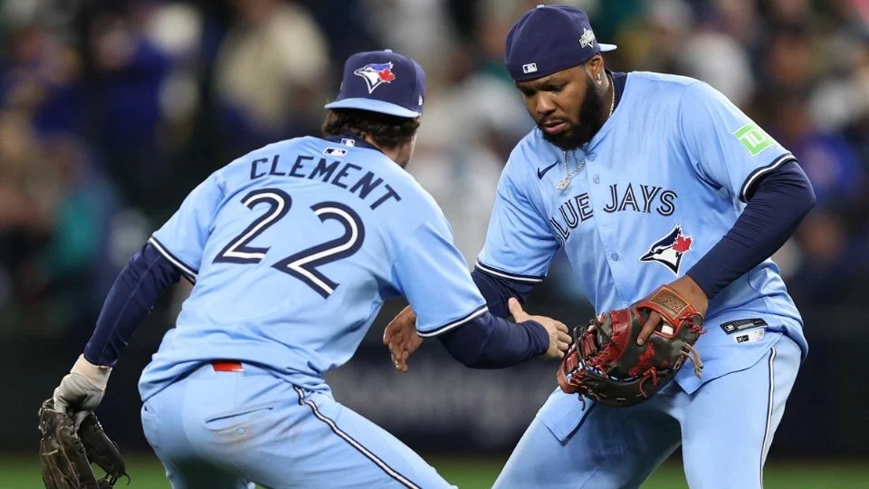 Blue Jays arrollan a Mariners y empatan la Serie de Campeonato de la Liga Americana