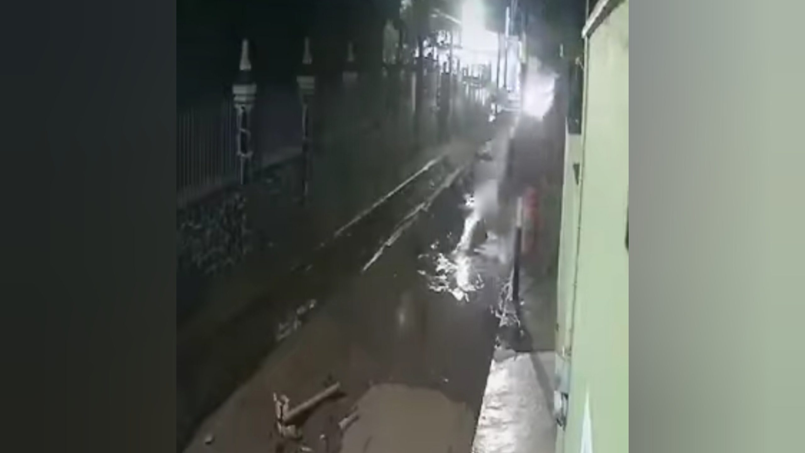 Colapsa barda en San Pedro Cholula tras lluvias