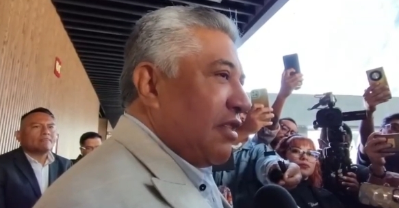 Francisco Romero se registra como aspirante a la ASE; descarta estar impedido legalmente