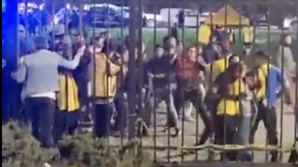 Liga MX anuncia “tolerancia cero” tras pelea entre aficionados de Toluca y América