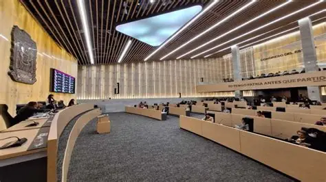 Tribunal local deja firme diputación de suplente de Laura Artemisa