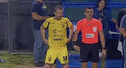 Presidente de Recoleta FC rompe récord al jugar en Primera División a los 51 años