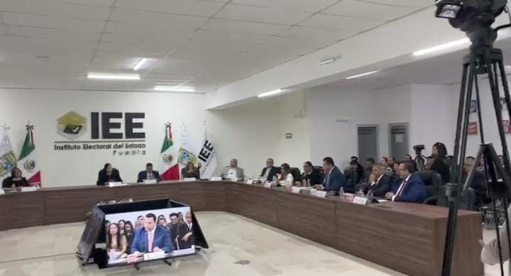 Rinden protestas dos nuevos consejeros del IEE; hay una vacante