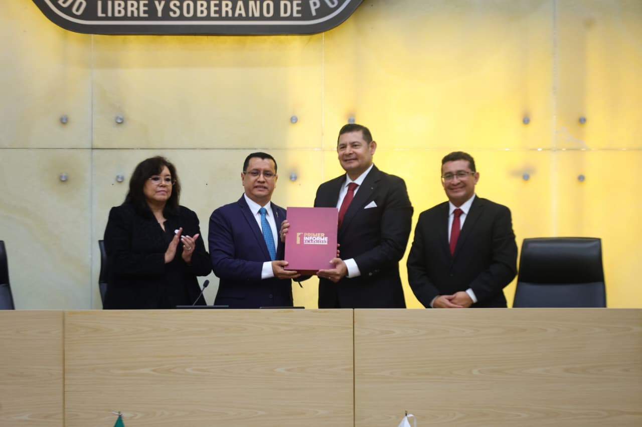 Presenta Alejandro Armenta primer informe ante diputadas y diputados; oposición ofrece apoyo