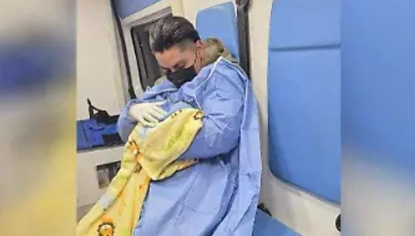 Parto inesperado en casa de Xalostoc