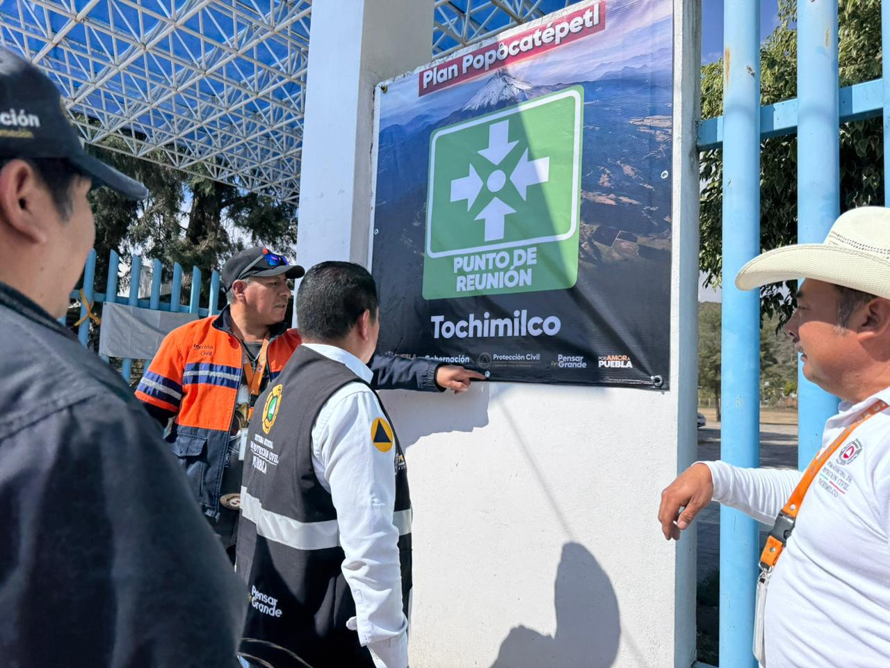 Refuerzan medidas preventivas por actividad del Popocatépetl