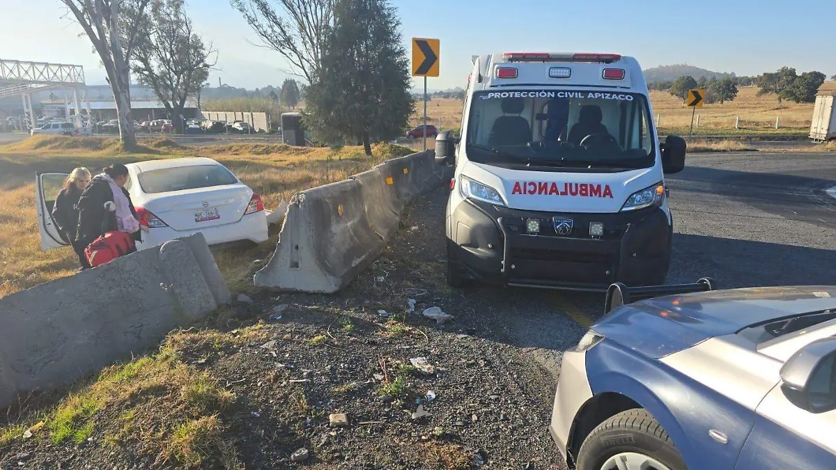 Atienden emergencias viales en Apizaco; reportan mujeres lesionadas