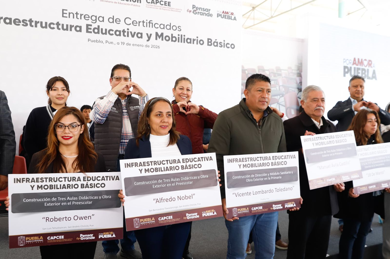 Puebla destina inversión histórica a infraestructura y mobiliario escolar