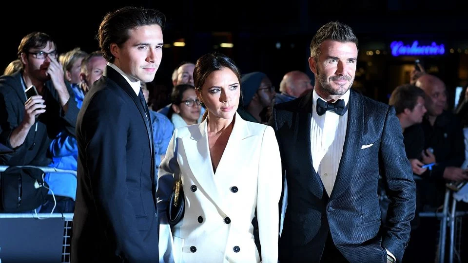 Brooklyn Beckham rompe con sus padres y los acusa de faltar al respeto a su esposa