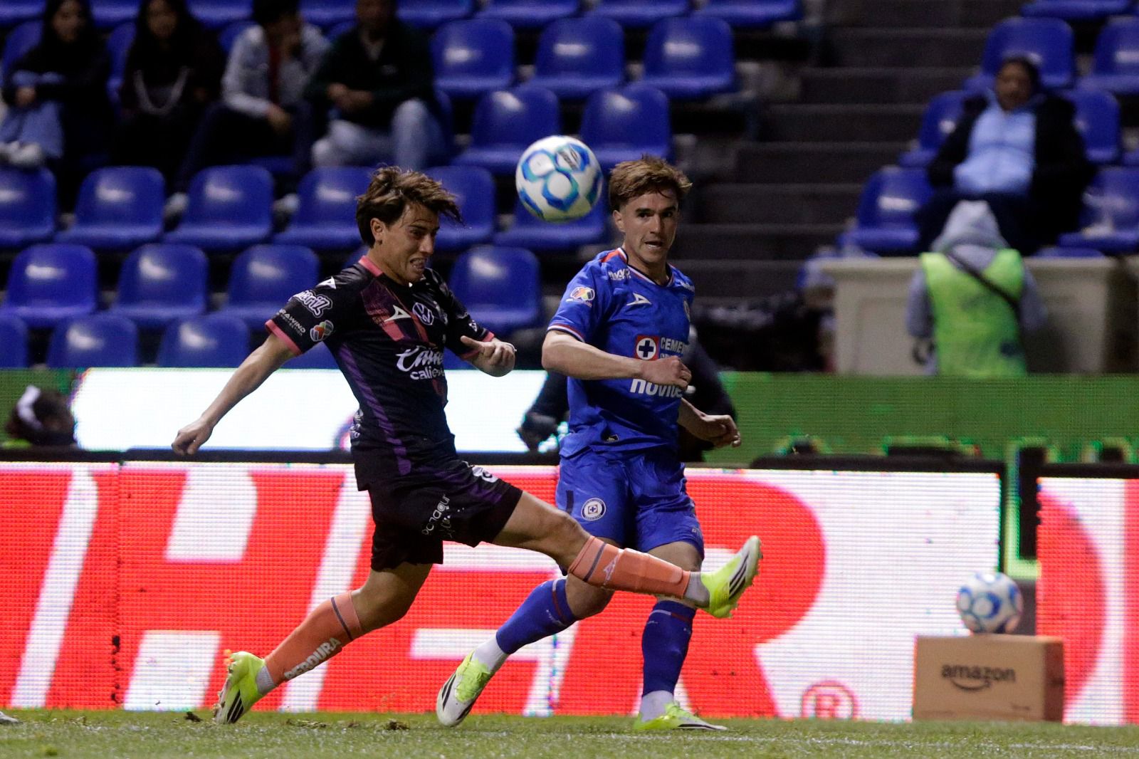 Cruz Azul vence 1-0 al Puebla en el Estadio Cuauhtémoc