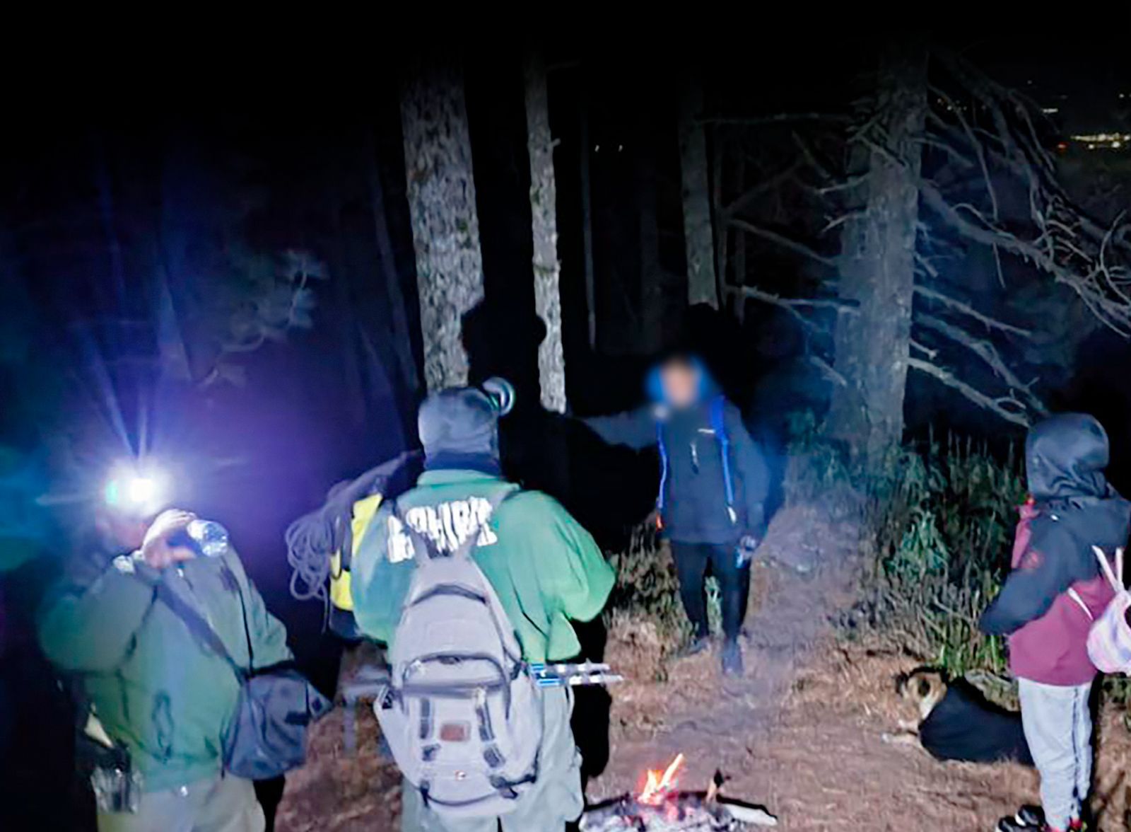 Fuerzas de seguridad rescatan a dos personas extraviadas en La Malinche