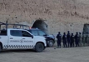 hallan zona con transporte y motocicletas robadas entre los municipios de Calpulalpan y Nanacamilpa