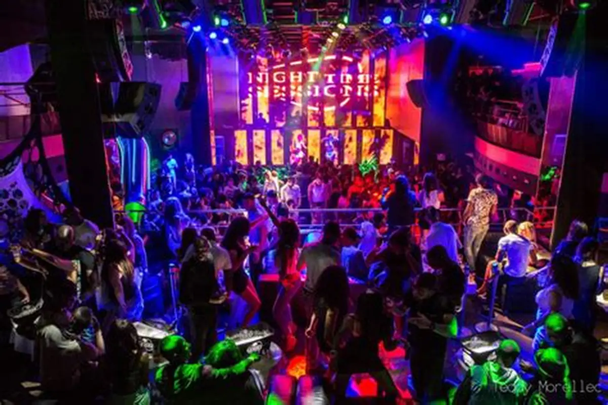 Segob y ayuntamientos decidirán si se legislan horarios de antros y bares