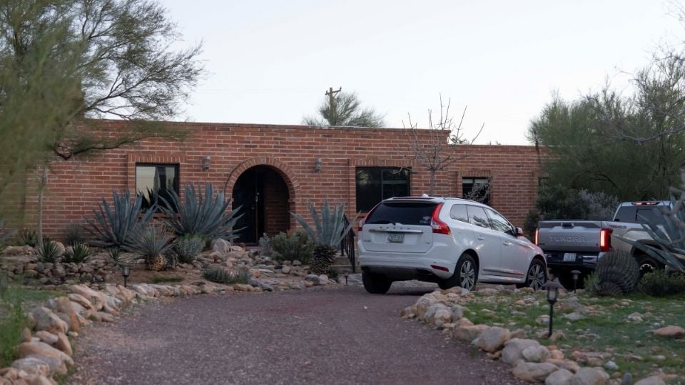 Trump ordena reforzar búsqueda de madre de Savannah Guthrie