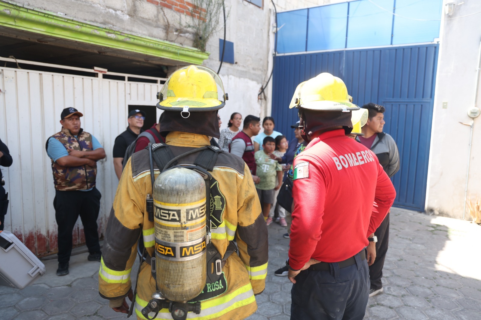 Explosión de caldera en baños públicos de Cuautlancingo activa protocolo municipal