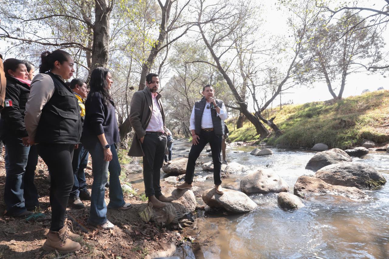 El Gobernador de Puebla Alejandro Armenta supervisa avances en saneamiento del Río Atoyac